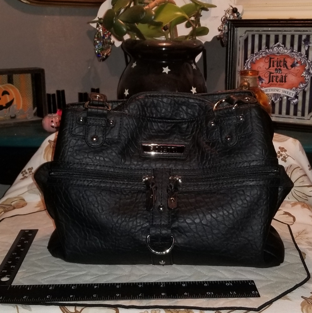 Black Rosetti Pocketbook